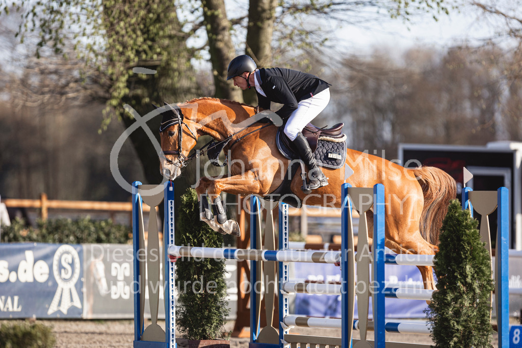250408_Mühlen_SprPf-M-532 | Deine schönsten Turniermomente als professionelle Fotos! Entdecke hochwertige Pferdesport-Fotografie im Online-Shop. Jetzt Fotos finden & bestellen!
