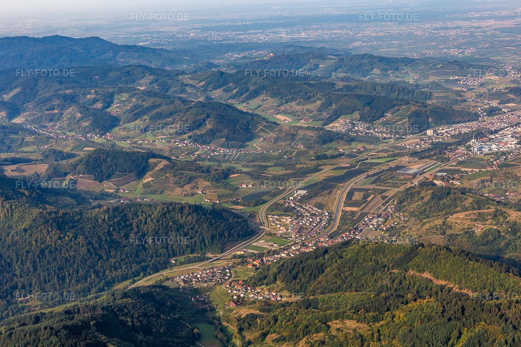 Luftbild: Renchtal in Lautenbach im Bundesland Baden-Württemberg in Deutschland. Foto: IMG_008856.jpg vom 20.09.2020 durch Werner Riehm/FLY-FOTO.de