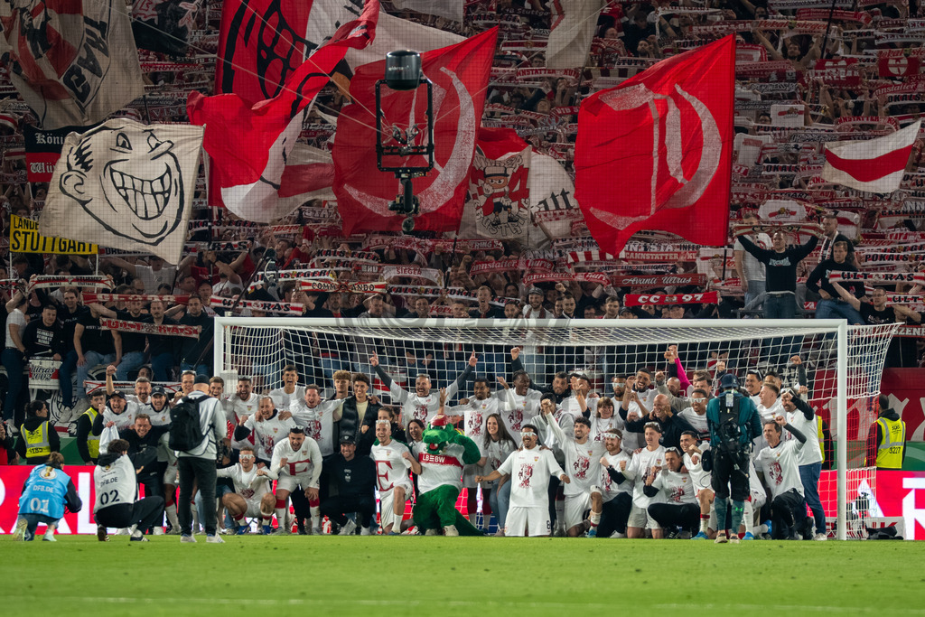 VfB Stuttgart vs. SC Freiburg, Fussball, DFB-Pokal, Halbfinale, 23.04.2026 | Siegerbild VfB Stuttgart,VfB Stuttgart vs. SC Freiburg, Fussball, DFB-Pokal, Halbfinale, 23.04.2026DFB regulations prohibit any use of photographs as image sequences and/or quasi-video