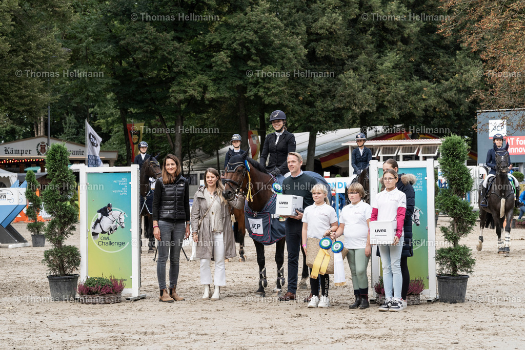 OWL.Ch.2024_EN GARDE Amateur Trophy -04597 | Der professionelle Turnierfotograf ✓ Reitsport Bilder ▷ Shop ✚ günstig & schnell ✚ mit Zugang für Redakteure