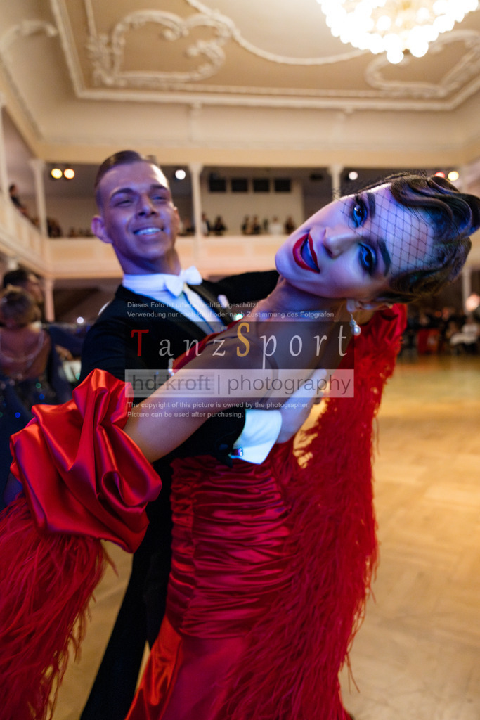 20251129_DM-HGS-S-Std_10429 | Tanzsportbilder, Standardtanz, Lateintanz, WDSF, DTV, LTVB, dancecomp, goc, hessen tanzt, blaues band der spree, walzer, tango, wiener walzer, slowfox, quickstepp, samba, rumba, cha-cha-cha, paso doble. jive, hd-kroft photography, turniertanzsport