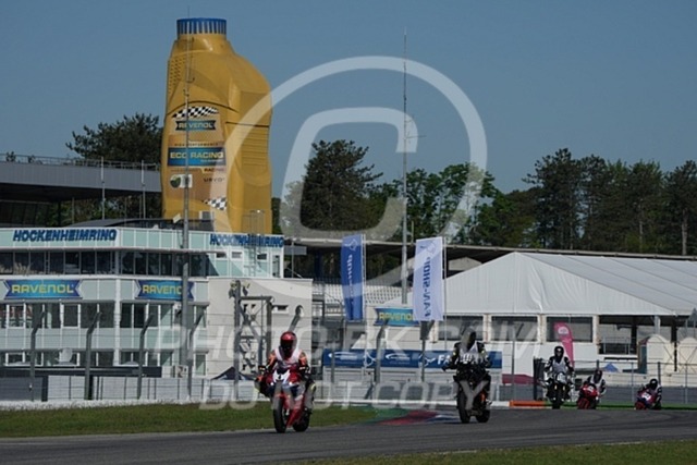 2025_04_28_PBK_13118 | Sportfotografie; SlowMotion; Video; Rennstrecke; Hafeneger; Speer; Racing; RSE; BMW; CBO; Trackday; Motorsportarena; Hockenheimring; Brno; Most; Barcelona; Valencia