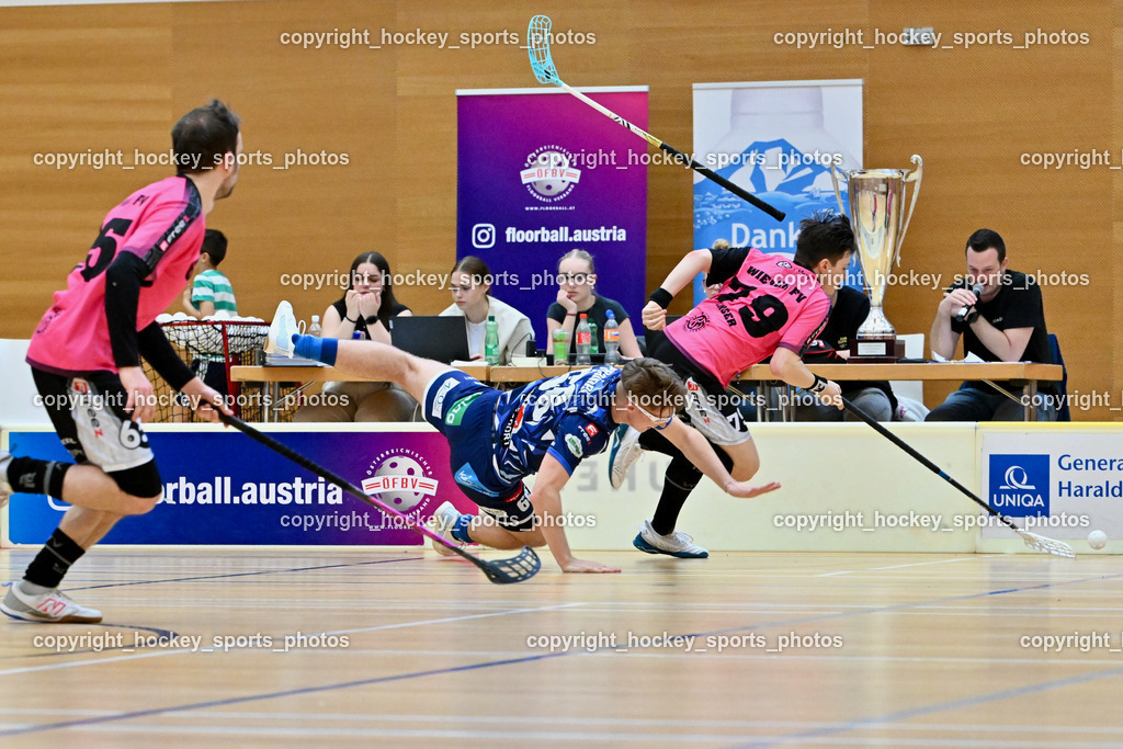 VSV Unihockey vs. Wiener Floorballferein 6.4.2024 | #66 Jakob Rainer VSV Unihockey, #79 Christopher Langer Wiener Floorballverein, VSV Unihockey vs. Wiener Floorballferein 6.4.2024, VSV Unihockey vs. Wiener Floorballferein  am 06.04.2024 in Villach (Ballspielhalle St. Martin), Austria, (Photo by Bernd Stefan)