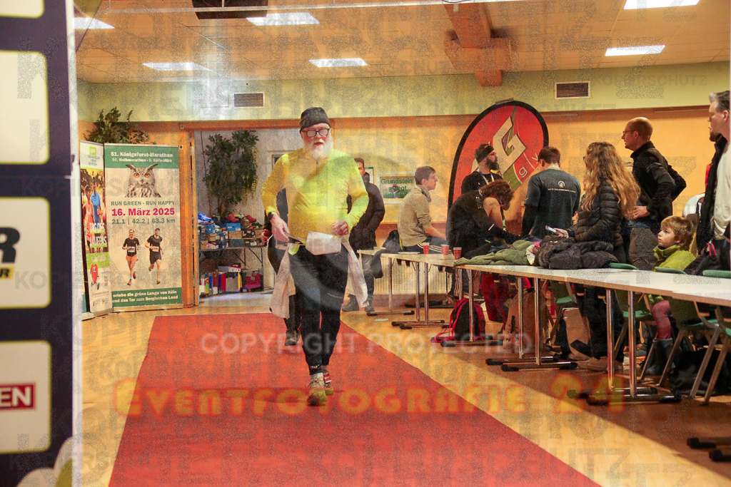 241208_1202_EX1_7172 | Sportfotografie im Rhein-Sieg Kreis, Köln, Bonn, NRW, Rheinland Pfalz, Hessen, etc. Unser Tätigkeitsfeld umfasst den Laufsport vom Volkslauf über den Marathon, Duathlon, Triathon bis zum Ultralauf wie Kölnpfad Ultra oder Schindertrail.