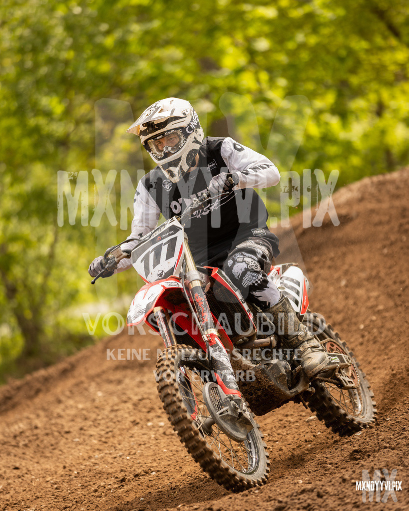 866A5898 | mxndyyvipix
