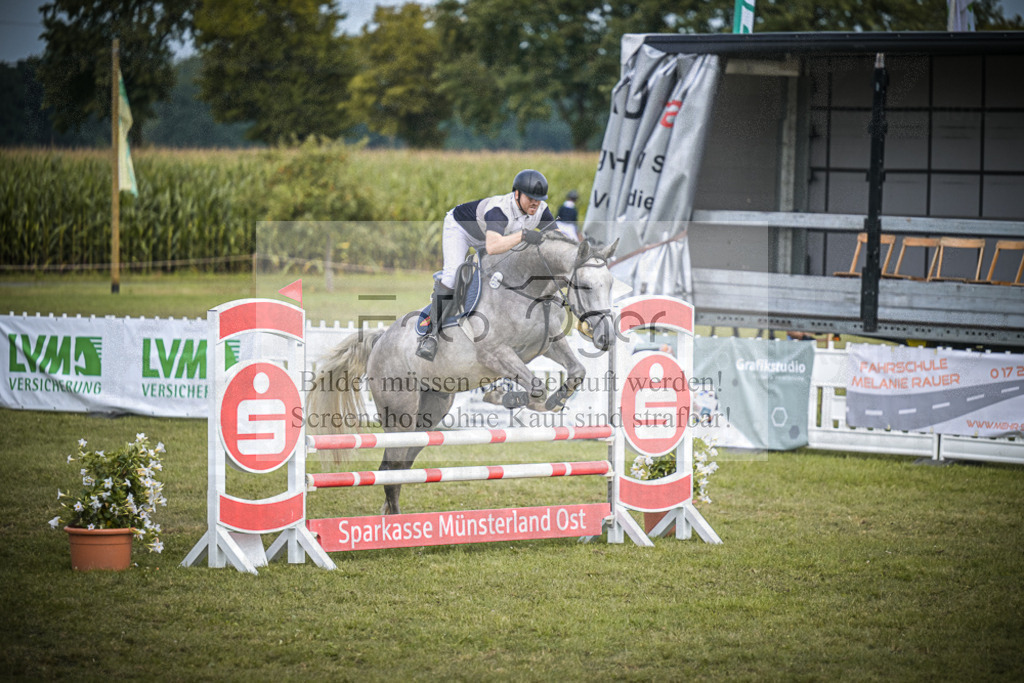DOS_5666 | Entdecke hochwertige Reitturnierfotos von Foto Oger. Professionell, emotional und authentisch – jetzt Lieblingsmomente im Shop bestellen.Deutschlandweite Turnierfotografie. - Realisiert mit Pictrs.com