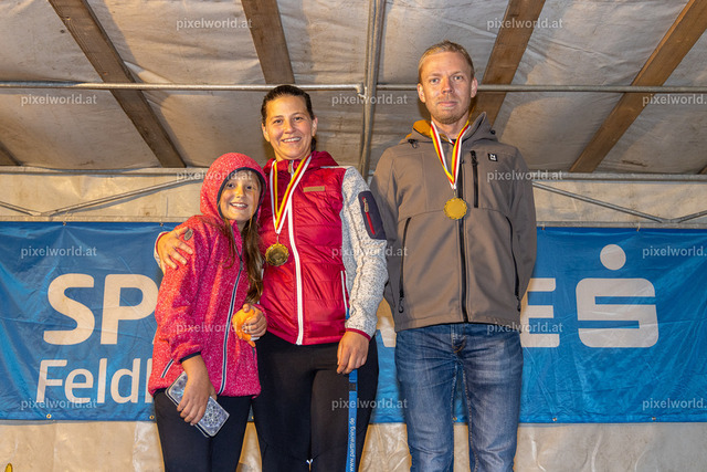 7. Int. Kärnten Marathon 2024 -  Siegerehrung | Bildershop von pixelworld.at - Realisiert mit Pictrs.com