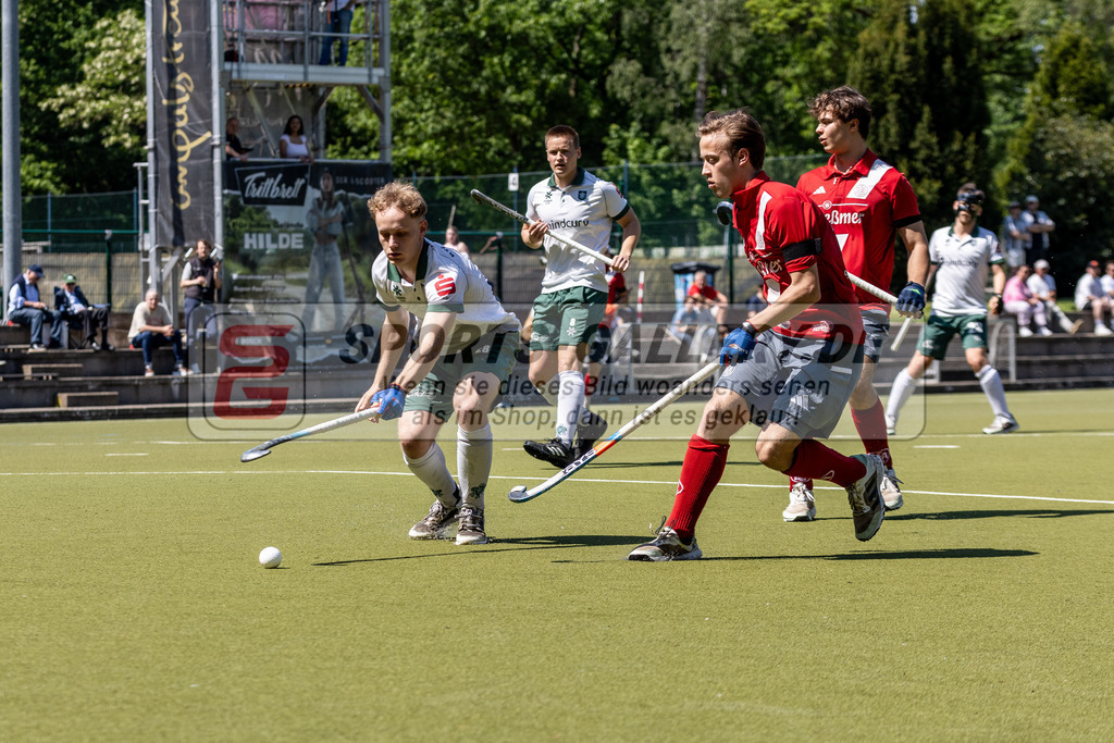 MJ_2024-.05-11-H-HTCU-Alster-9 | Michel Kammann (Uhlenhorst Mülheim #28), Uhlenhorst Mülheim - Der Club an der Alster am 11.5.2024 im Waldstadion, Mülheim a. d. Ruhr