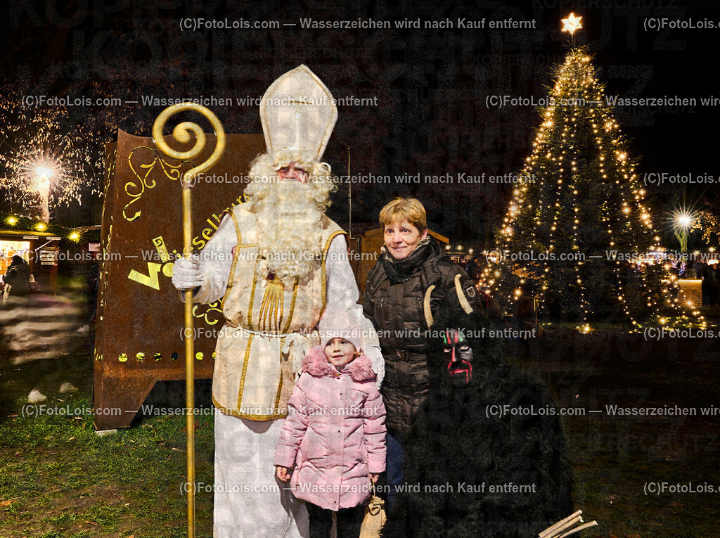 ALP7652_Wieselburger Advent_Nikolaus | (C)FotoLois.com, Alois Spandl, Wieselburger Advent im Schlosspark, Besuch durch den Hl. Nikolaus und seinen Krampussen, Sa 3. Dezember 2022.