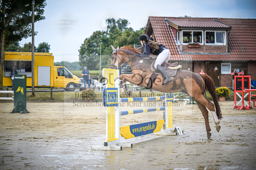 DOS_1696 | Entdecke hochwertige Reitturnierfotos von Foto Oger. Professionell, emotional und authentisch – jetzt Lieblingsmomente im Shop bestellen. - Realisiert mit Pictrs.com