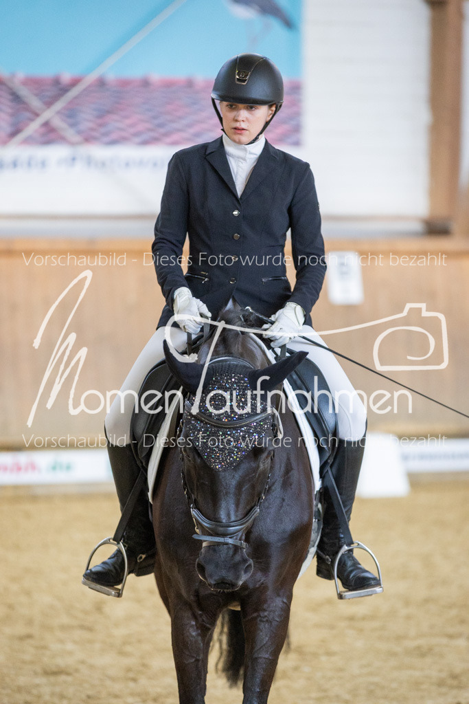 Sth-LPO25-L-Kür-035 | MomenTaufnahmen Pferdesportfotos