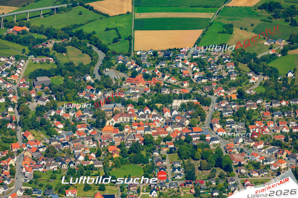 Schöne Luftaufnahme als Geschenk in Scherfede Warburg - Die Luftbildaufnahme wurde 2025 vom UL-Flugzeug heraus erstellt ( keine Drohne ) - Hochauflösende Luftaufnahme -Nicht vergleichbar mit Google Maps oder Satelittenbilder- Die Geschenkidee !Mit Lizenz und Bildrechte bestellbar