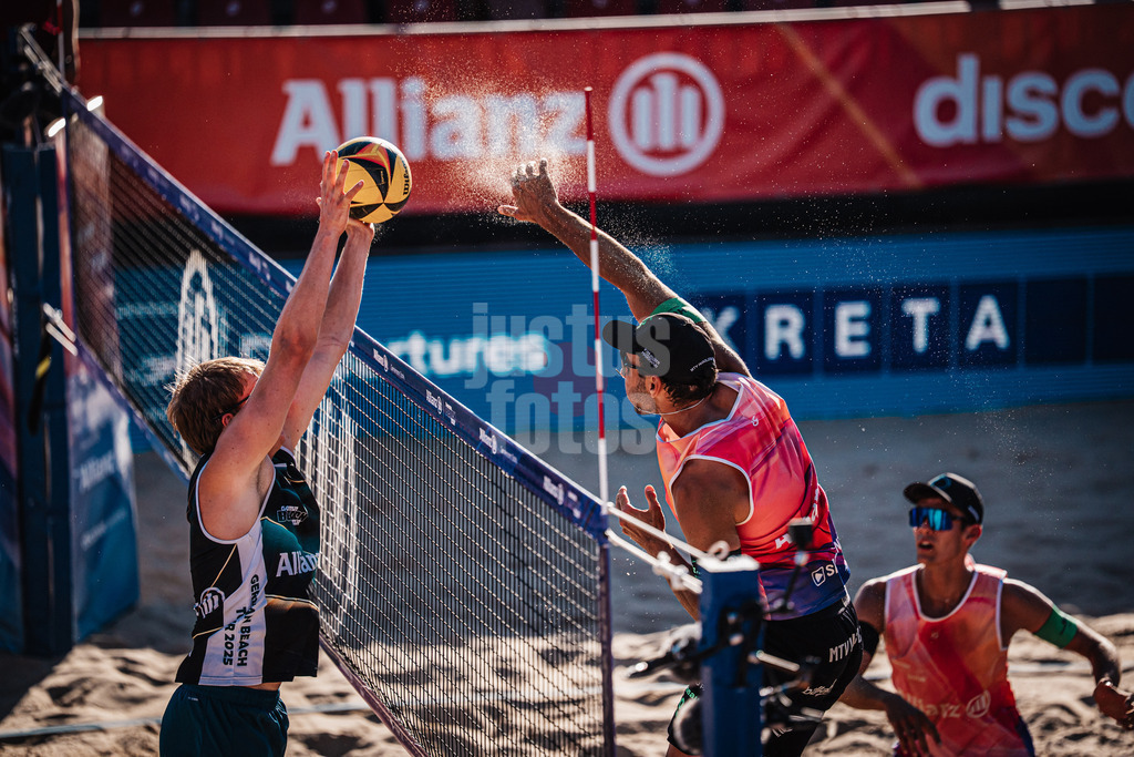 Beachvolleyball | Männer | Allianz German Beach Tour 2025 | Tourstop Berlin | 21.08.2025 | v.l. Yannik Ahr gegen Kim Huber
