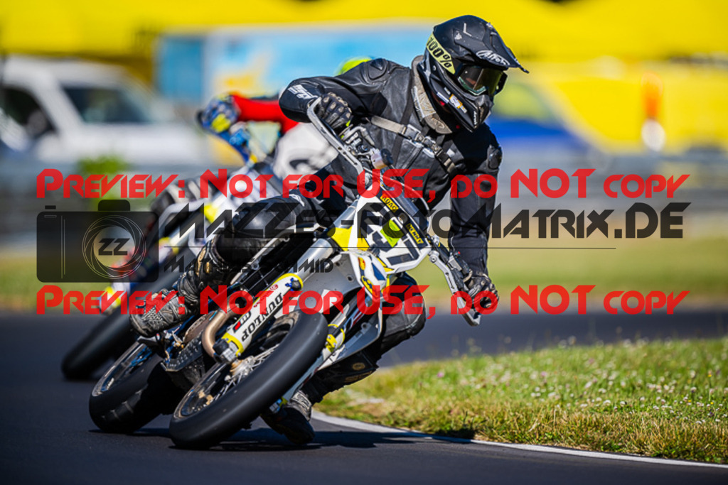 MaZZes_FotoMatrix_220702_1488 | UE40