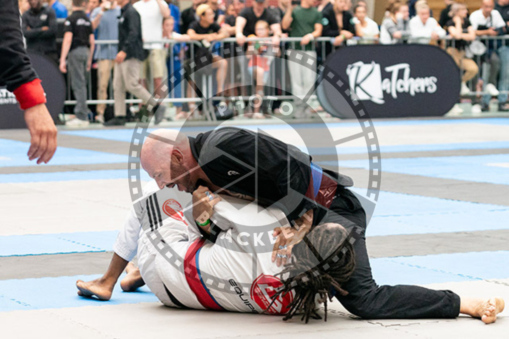 20230826PBB52002 | Fighters compete during the AJP INTLPRO BJJ and grappling competition in Hamburg, Germany, on August 26 2023.