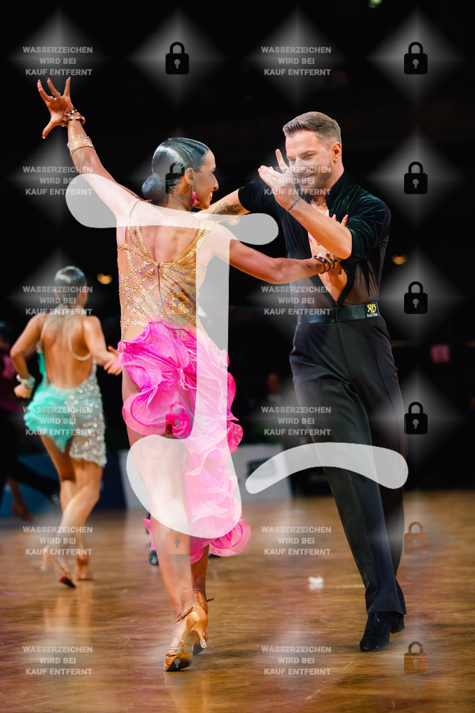 GOC 2025 - WDSF GrandSlam Latin 47-49th (69) Robin Goldmann _ Stefani Ruseva (Bulgaria)-2025-08-23-3255 | Webshop for digital downloads and prints of dance sport, event & show photographer Julian Link - Realisiert mit Pictrs.com