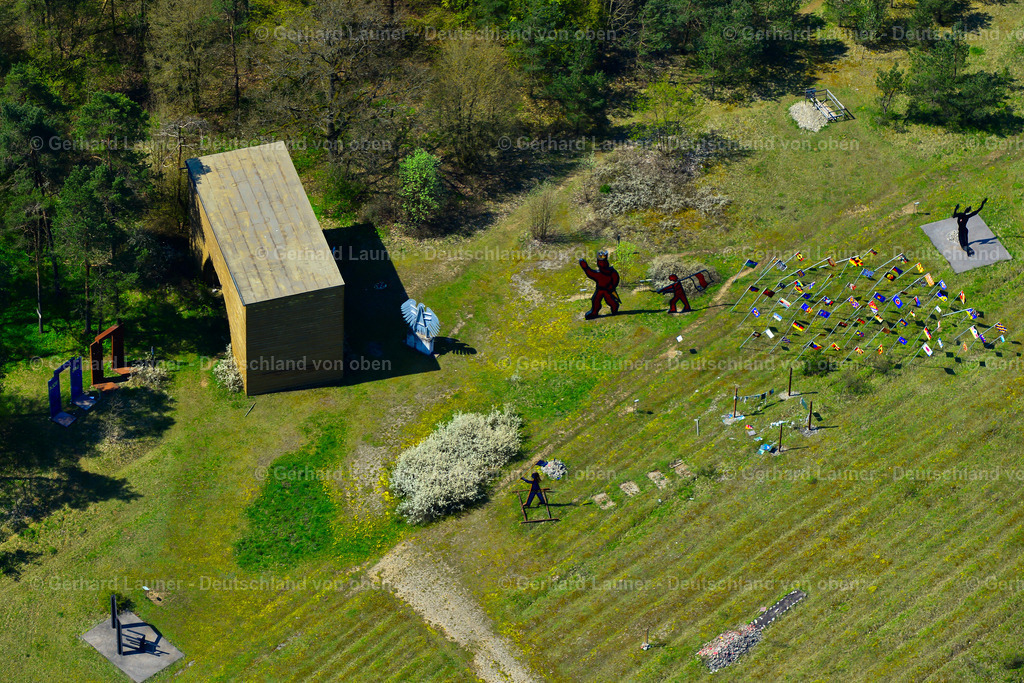3600130 | Online-Shop für Luftbilder aus Deutschland. Seit über 45 Jahren baut Gerhard Launer das Luftbildarchiv mit unterschiedlichsten Themen stetig weiter aus.