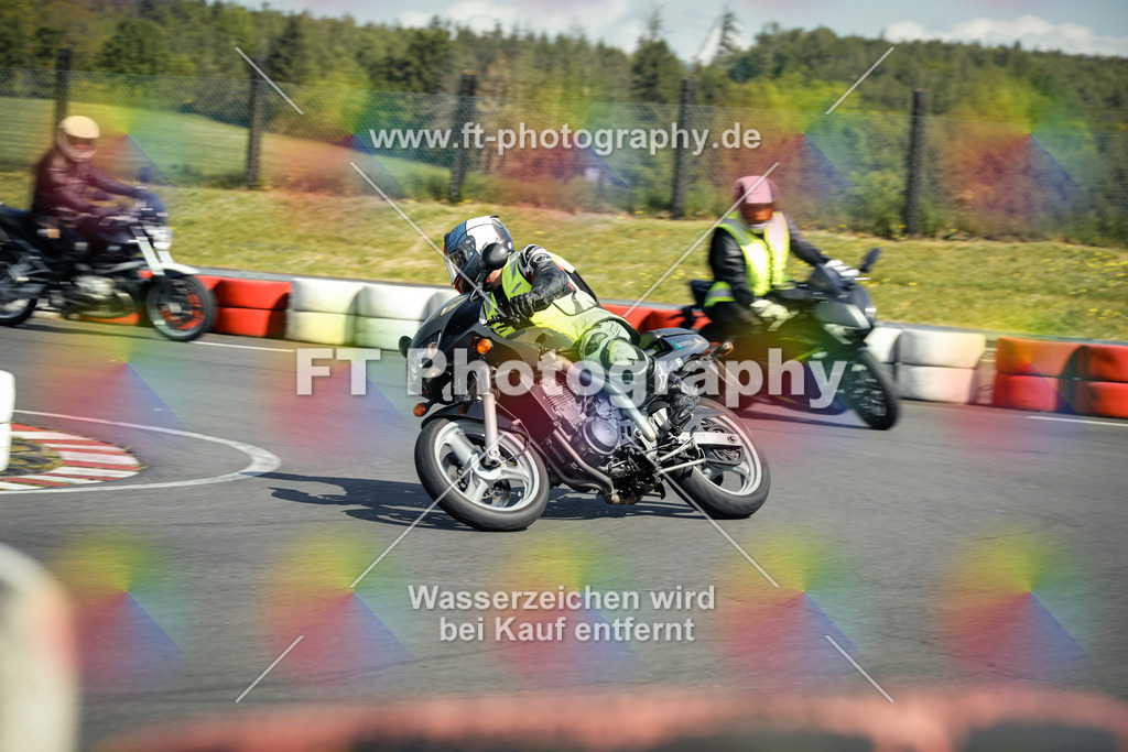 OBK_Mai_Martina_Markus-10504 | Hier findet Ihr Bilder von Touristenfahrten auf der Nürburgring Nordschleife oder von anderen Veranstaltungen die ich besucht habe. Viel Spass beim Durch Schauen 