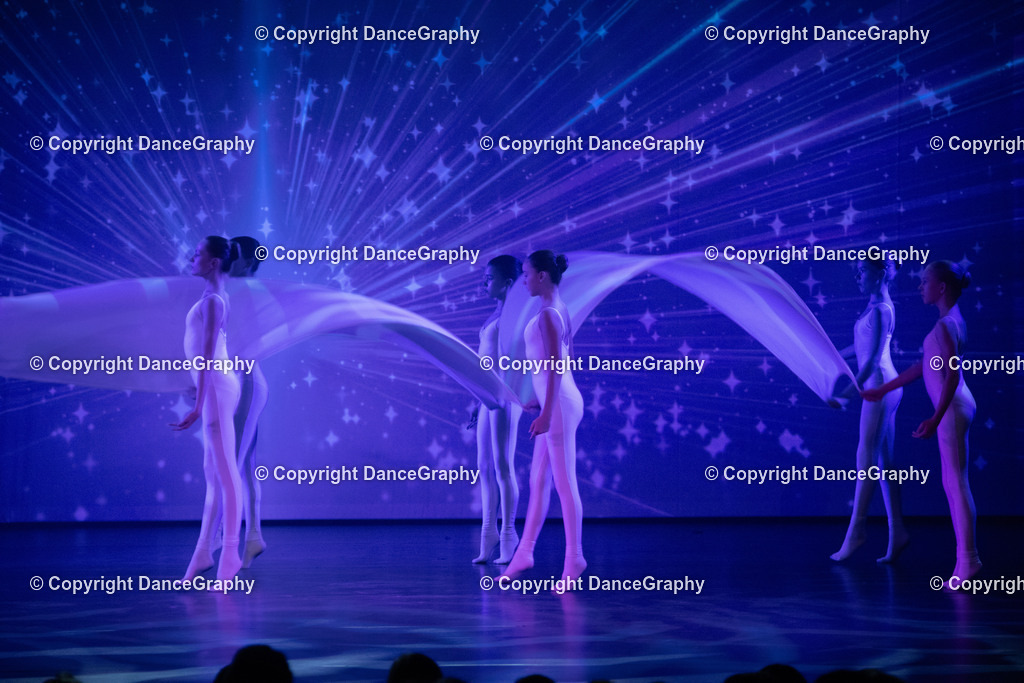 GPHY2278 | DanceGraphy - Realisiert mit Pictrs.com