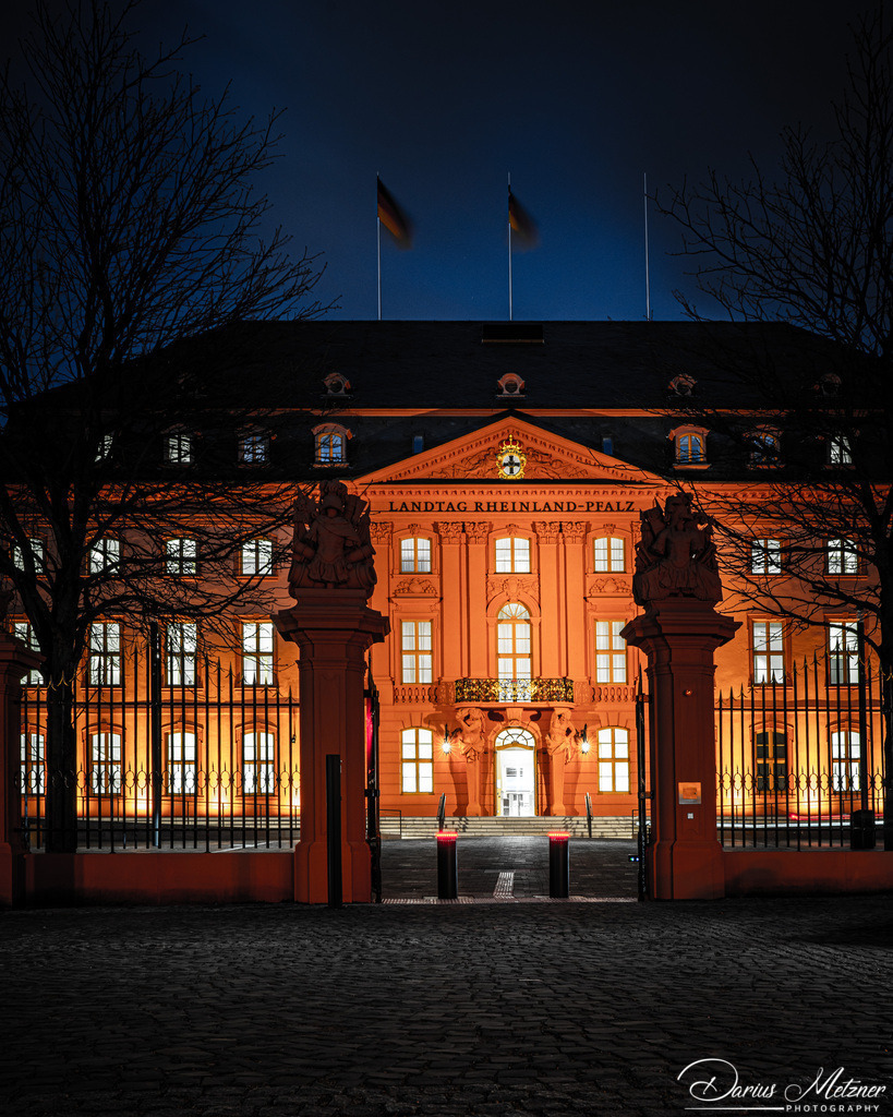Der Landtag von Rheinland-Pfalz in Mainz | Der Landtag von Rheinland-Pfalz am Deutschhausplatz in Mainz