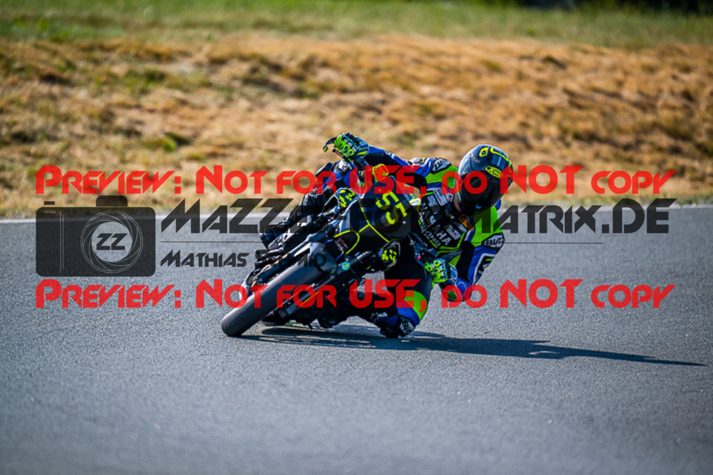 MaZZes_FotoMatrix_220724_5364 | TWIN