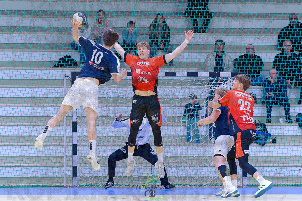 Jugendbundesliga A-Jugend; HSG Dutenhofen/Münchh. - HSG Rodgau Nieder-Roden | Jugendbundesliga A-Jugend; HSG Dutenhofen/Münchh. - HSG Rodgau Nieder-Roden am 07.12.2024 in Dutenhofen (Sporthalle Dutenhofen)Photo © 2024 - Jörg Heinrich - Realisiert mit Pictrs.com