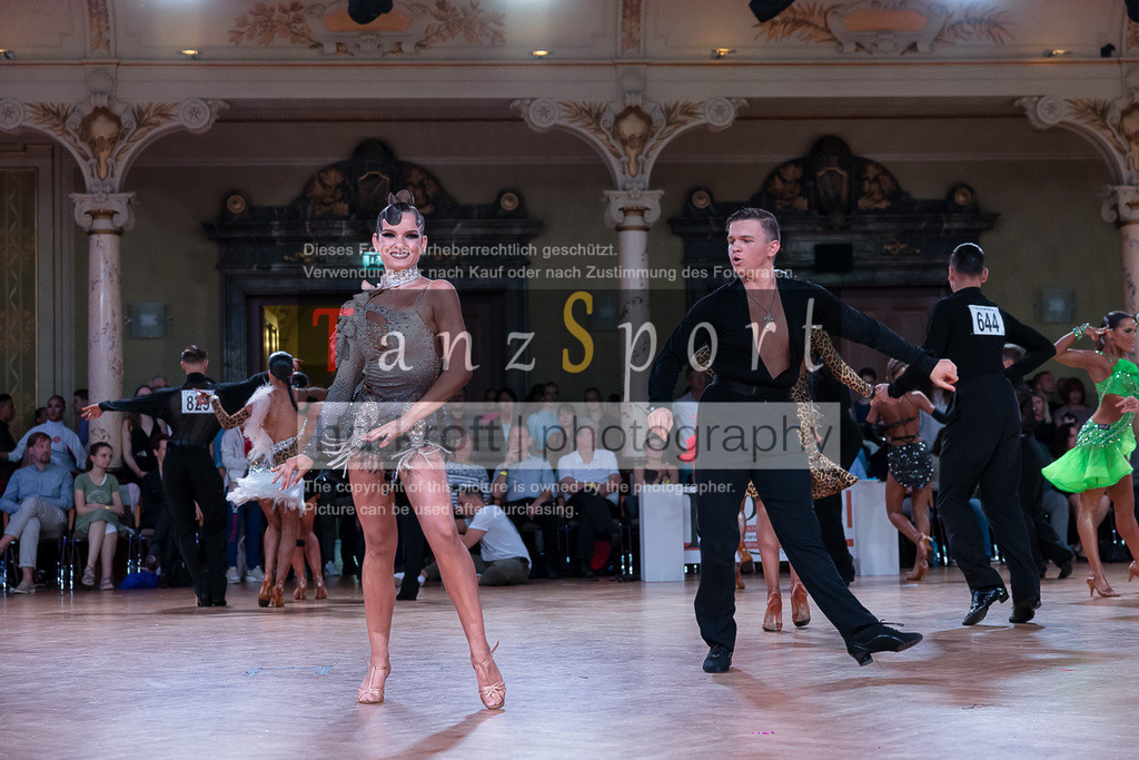 20240706_WDSF_WO_Latin_8865 | Tanzsportbilder, Standardtanz, Lateintanz, WDSF, DTV, LTVB, dancecomp, goc, hessen tanzt, blaues band der spree, walzer, tango, wiener walzer, slowfox, quickstepp, samba, rumba, cha-cha-cha, paso doble. jive, hd-kroft photography, turniertanzsport