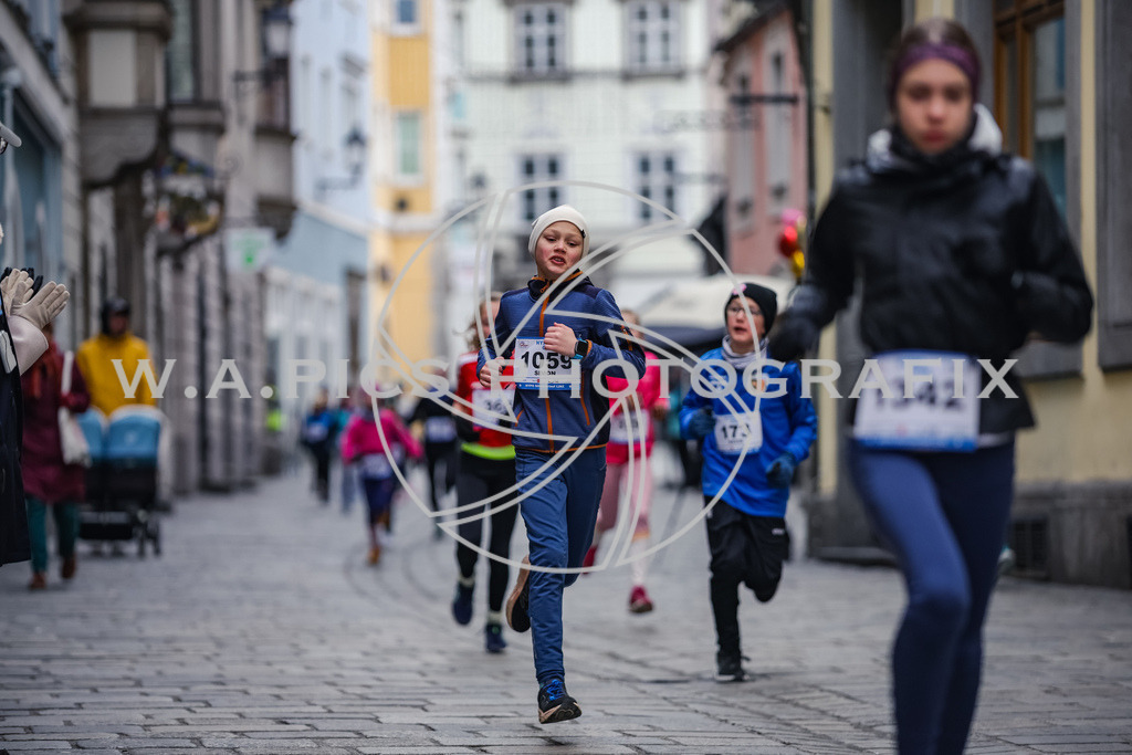 SILVESTERLAUF LINZ 25 | Linz, AUSTRIA, 31. Dezember 25, TRIRUN SILVESTERLAUF LINZ 25 , Image shows: 
Photo: WAPICS / BINDER Manuel