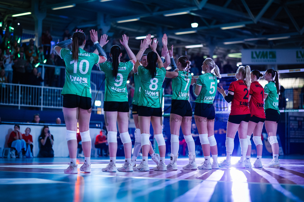 Volleyball, 1. Bundesliga Frauen, Hauptrunde, 8. Spieltag, Saison 2025/2026: USC Münster - Dresdner SC | 1. Bundesliga Frauen, Hauptrunde, 8. Spieltag, Saison 2025/2026, USC Münster empfängt Dresdner SC in der Sporthalle Berg Fidel in Münster. Foto: sportfotografie.ms | Markus Paletta - Realisiert mit Pictrs.com