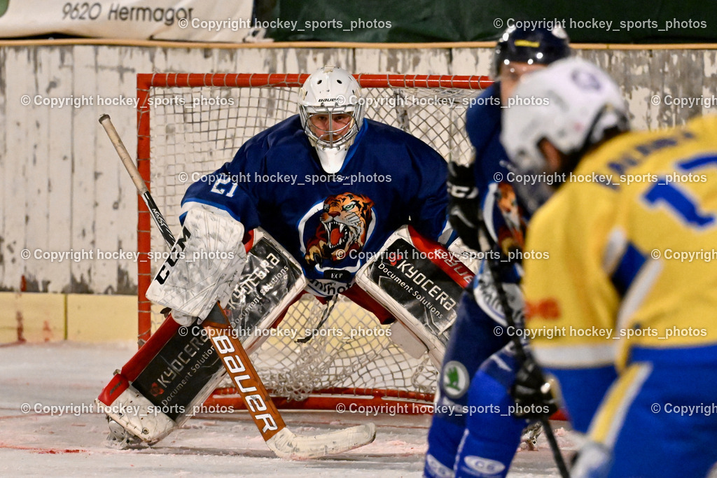 ELV Zauchen vs. EC Tigers Paternion  | #21 Lesacher Jürgen EC Tigers Paternion, ELV Zauchen vs. EC Tigers Paternion , ELV Zauchen vs. EC Tigers Paternion  am 02.01.2025 in Eisoval Zauchen (Stadthalle Villach), Austria, (Photo by Bernd Stefan)