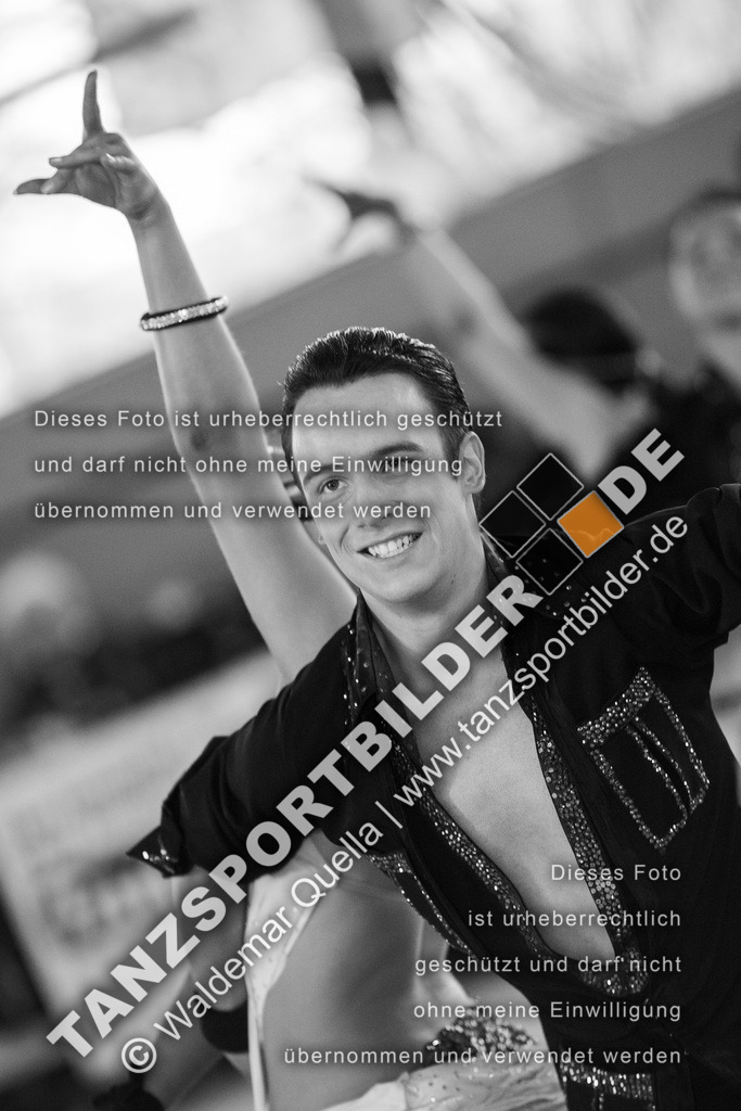 20090321-00260 | Nienburg Regionalliga Nord Lateinformationen