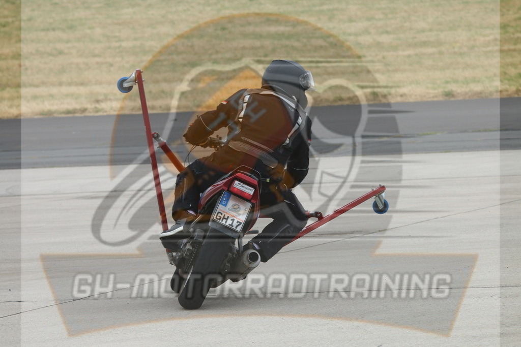 IMG_3353 | gh-motorradtraining-foto.de - Realisiert mit Pictrs.com