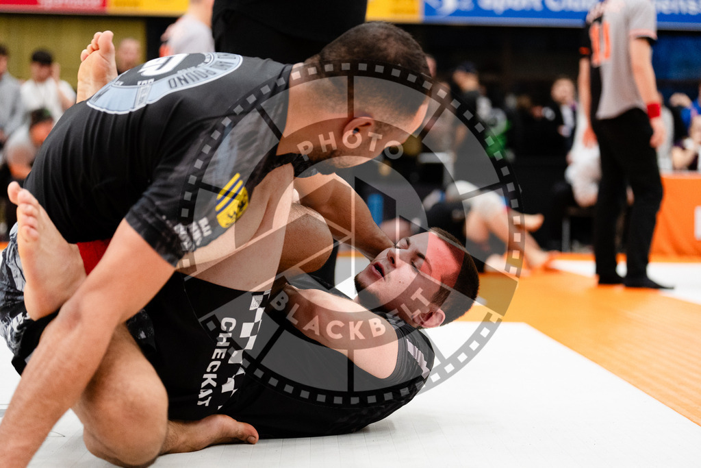 20251122PBB14439 | Athletes compete during the Grappling Industries Berlin Jiu-Jitsu and Grappling Championship, on November 22, 2025 in Berlin, Germany. © photoblackbelt
