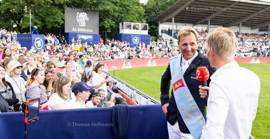 TH_Andr_ Thieme_ Interview_29498 | Al Shiraàa Deutsches Spring- und Dressur-Derby 2025 am 01.06.25 in Hamburg, Thomas Hellmann, André Thieme, Interview