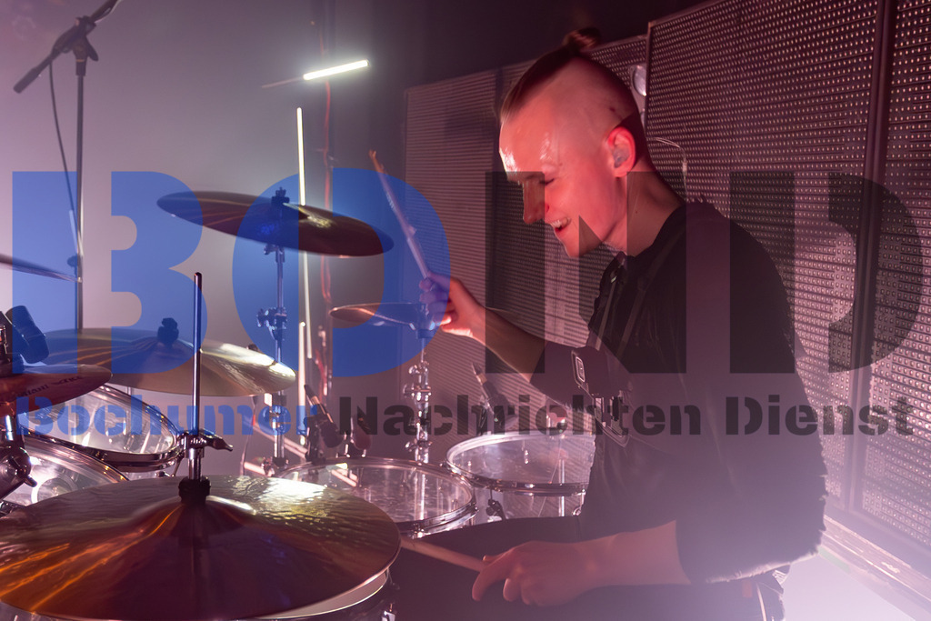 SES_ENIKOL20250501-65 | bond - Realisiert mit Pictrs.com