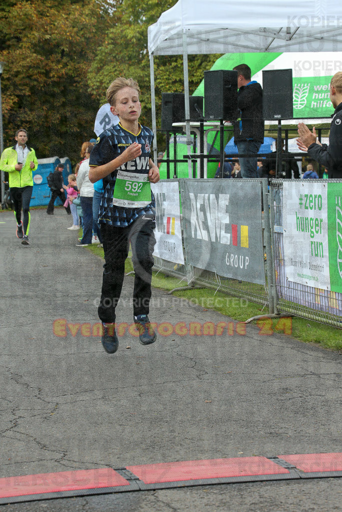 220925_1135_EX1_7738 | Sportfotografie im Rhein-Sieg Kreis, Köln, Bonn, NRW, Rheinland Pfalz, Hessen, etc. Unser Tätigkeitsfeld umfasst den Laufsport vom Volkslauf über den Marathon, Duathlon, Triathon bis zum Ultralauf wie Kölnpfad Ultra oder Schindertrail.