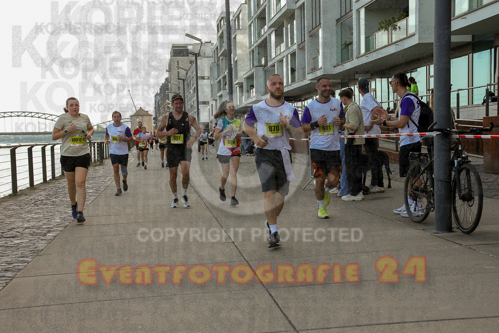 250920_1452_EX1_8044 | Sportfotografie im Rhein-Sieg Kreis, Köln, Bonn, NRW, Rheinland Pfalz, Hessen, etc. Unser Tätigkeitsfeld umfasst den Laufsport vom Volkslauf über den Marathon, Duathlon, Triathon bis zum Ultralauf wie Kölnpfad Ultra oder Schindertrail.