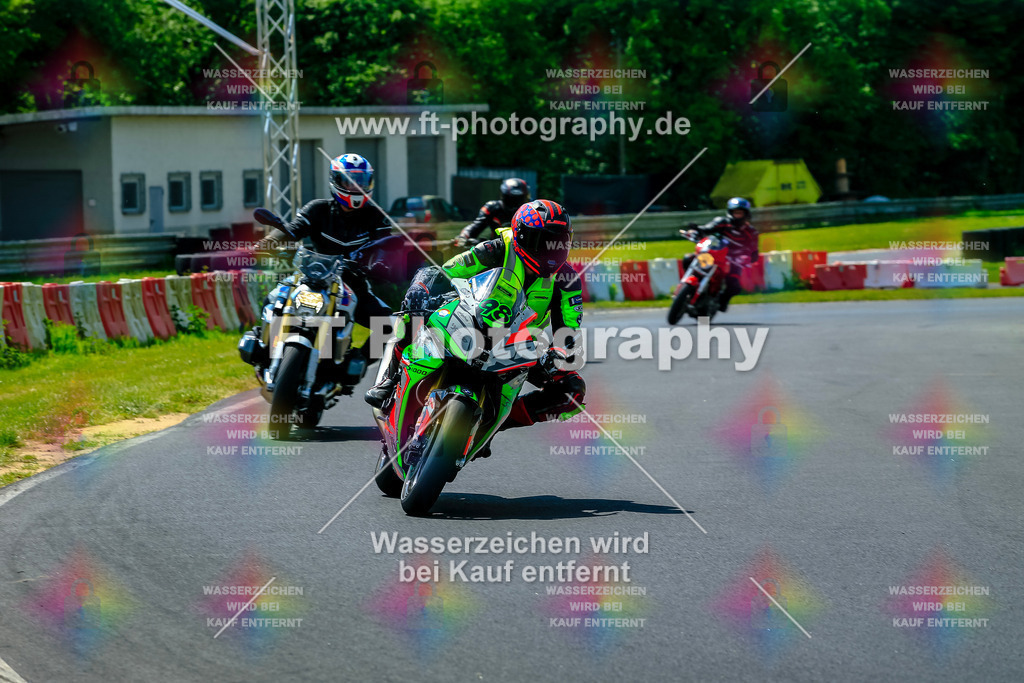 _NBG4592 | Hier findet Ihr Bilder von Touristenfahrten auf der Nürburgring Nordschleife oder von anderen Veranstaltungen die ich besucht habe. Viel Spass beim Durch Schauen 