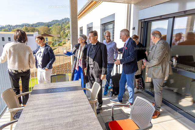 Schlüsselübergabe - Wohnhaus Dr. Walter Domenigweg | Bildershop von pixelworld.at - Realisiert mit Pictrs.com