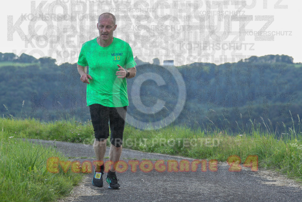 230804_1910_EV4_4235 | Sportfotografie im Rhein-Sieg Kreis, Köln, Bonn, NRW, Rheinland Pfalz, Hessen, etc. Unser Tätigkeitsfeld umfasst den Laufsport vom Volkslauf über den Marathon, Duathlon, Triathon bis zum Ultralauf wie Kölnpfad Ultra oder Schindertrail.