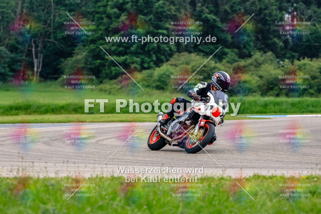 MotoTeam-7989 | Hier findet Ihr Bilder von Touristenfahrten auf der Nürburgring Nordschleife oder von anderen Veranstaltungen die ich besucht habe. Viel Spass beim Durch Schauen 