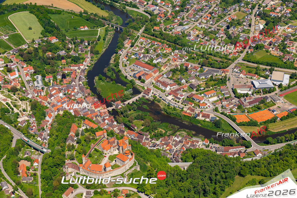 Das Luftbild der Stadt Harburg wurde 2021 vom Flugzeug heraus erstellt (keine Drohne) Aufnahmehöhe ca.450 Meter- hohe Bildauflösung und Druck-Qualität garantiert!