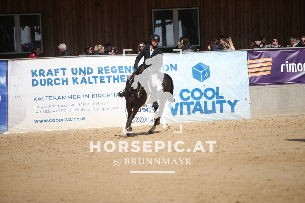 AS8V7418 | Willkommen bei Brunnmayr - Design & Fotografie – Ihrem Spezialisten für Reitturniere und Pferdeveranstaltungen in Oberösterreich, Salzburg und Bayern! Seit über 17 Jahren sind wir leidenschaftlich dabei.