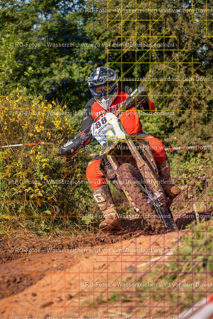 Wolfshausen 4 Lauf -844 | Sportfotografie von RO-Fotos: Motorsport, Motocross, Enduro, Laufveranstaltungen und Triathlon. Professionelle Fotos von Sportlern und Events. - Realisiert mit Pictrs.com