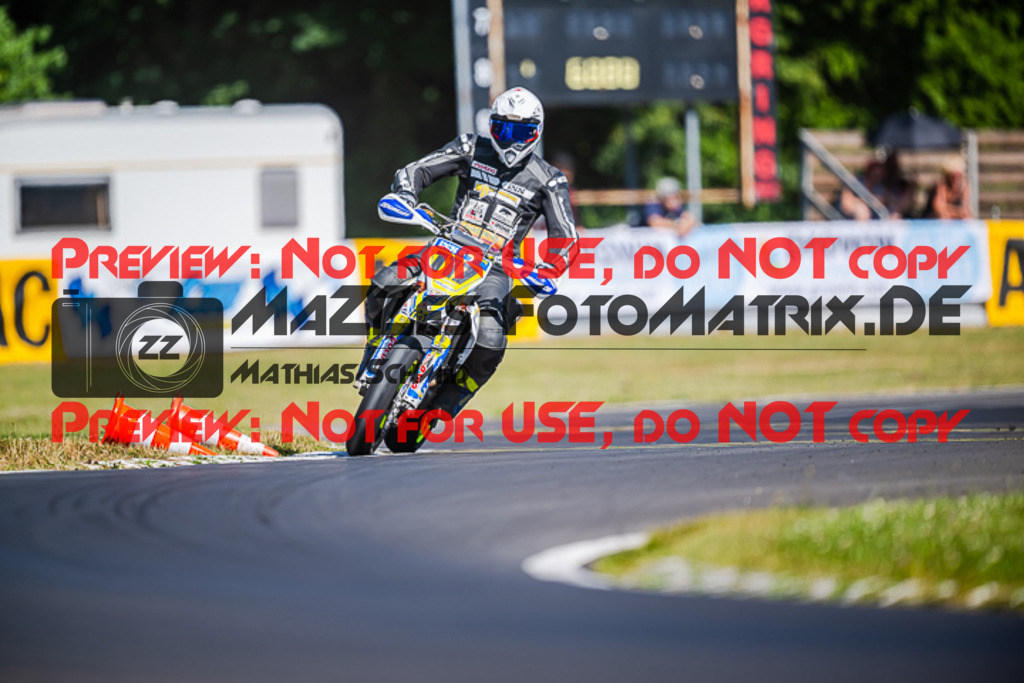 MaZZes_FotoMatrix_220702_2941 | S1