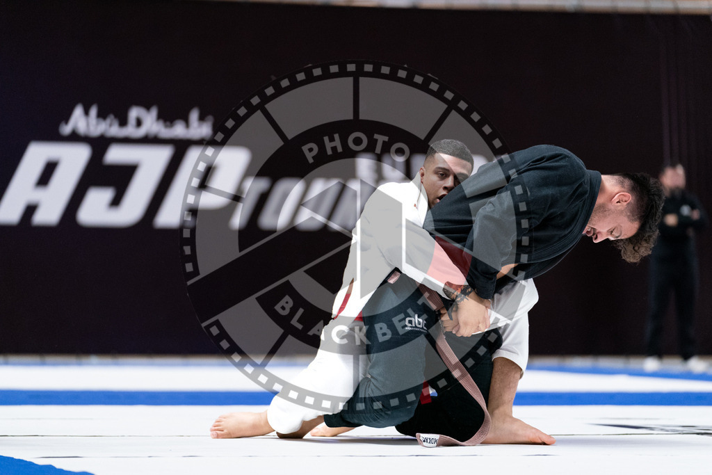 20241012PBB5448 | Athletes compete during the AJP Tour Europe Continental Jiu-Jitsu Professional Championship on October 12, 2024 in Almere near Amsterdam, Netherlands. © Chiara Dazi / photoblackbelt