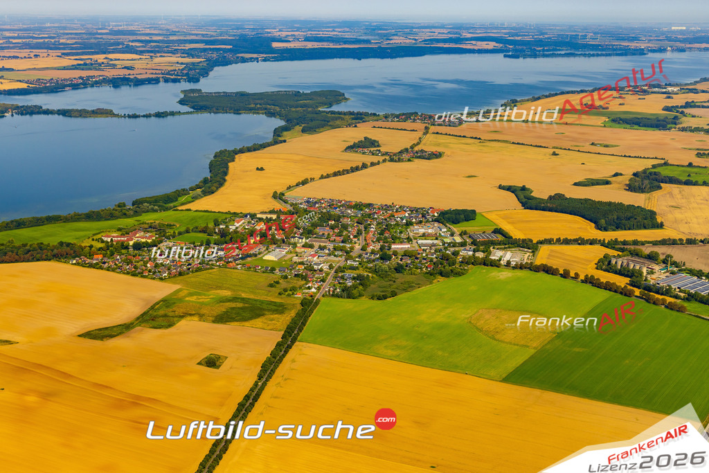 Vs Google Maps Leezen - Die Luftaufnahme wurde 2025 vom UL-Flugzeug heraus erstellt ( keine Drohnenaufnahme ) - Hochauflösende Luftaufnahme - für Wandbilder und großformatige Ausdrucke geeignet. Das besondere Geschenk!Hier alle&nbsp;Infos zur Lizenzierung der LuftaufnahmeWir fliegen auch dieses Jahr wieder in Ihre Region um Luftbilder zu erstellen.- Luftbild anfragen