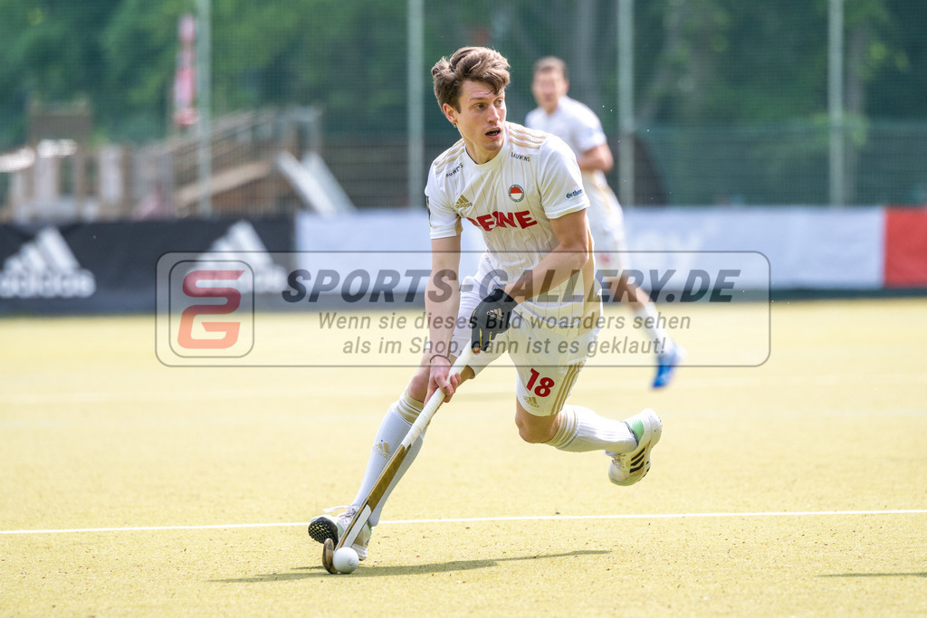 SFE_20230521_0025 | 1. Bundesliga Hockey Viertelfinale 3 Herren Rot-Weiss Köln - Berliner HC am 21.05.2023 in Köln (KTHC Stadion Rot-Weiss Köln Tennis and Hockey Club), Photo: Stephan Fehrmann 2023 (Sports-Gallery),Maximilian Siegburg ( Rot-Weiss Köln #18 )