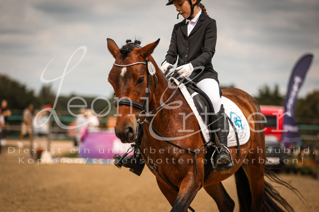 02.SoRWB00160 | Leoni Ertmer Photography - Realisiert mit Pictrs.com