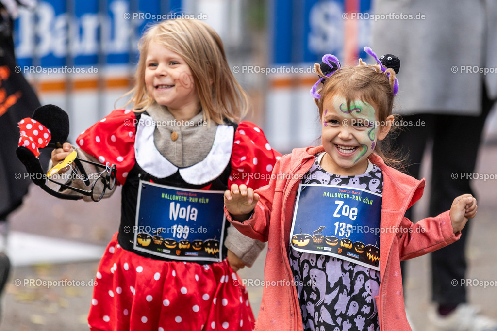 Sparda-Bank Halloween-Run Koeln 2023, 31.10.2023, Forstbotanischer Garten Rodenkirchen, Koeln | Impressionen vom Sparda-Bank Halloween-Run Koeln 2023, 31.10.2023, Forstbotanischer Garten Rodenkirchen, Koeln